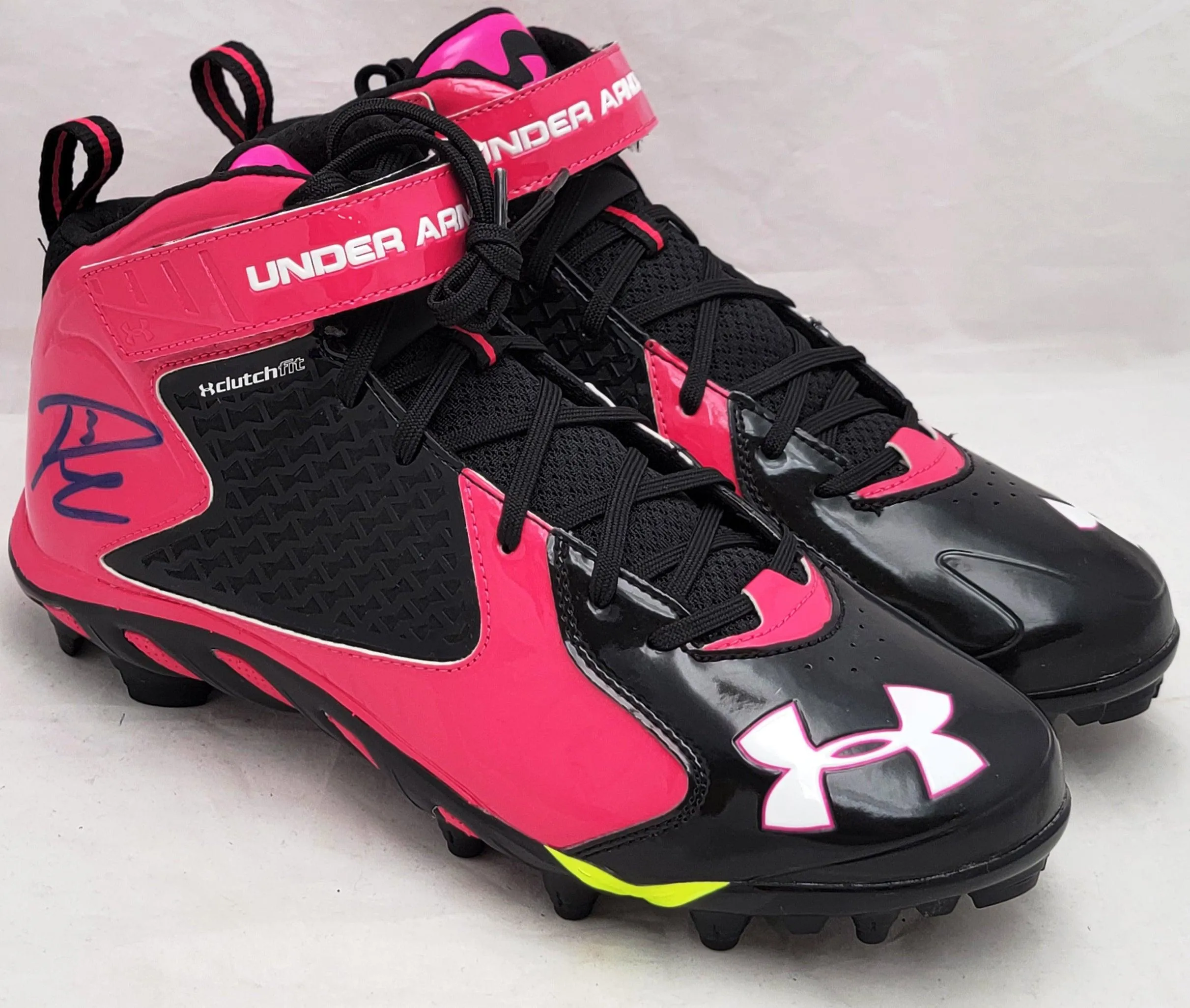 Russell Wilson Autographed Pink & Black Under Armor Spine Fierce Cleats Seattle Seahawks Breast Cancer Awareness Size 12.5 RW Holo #42130