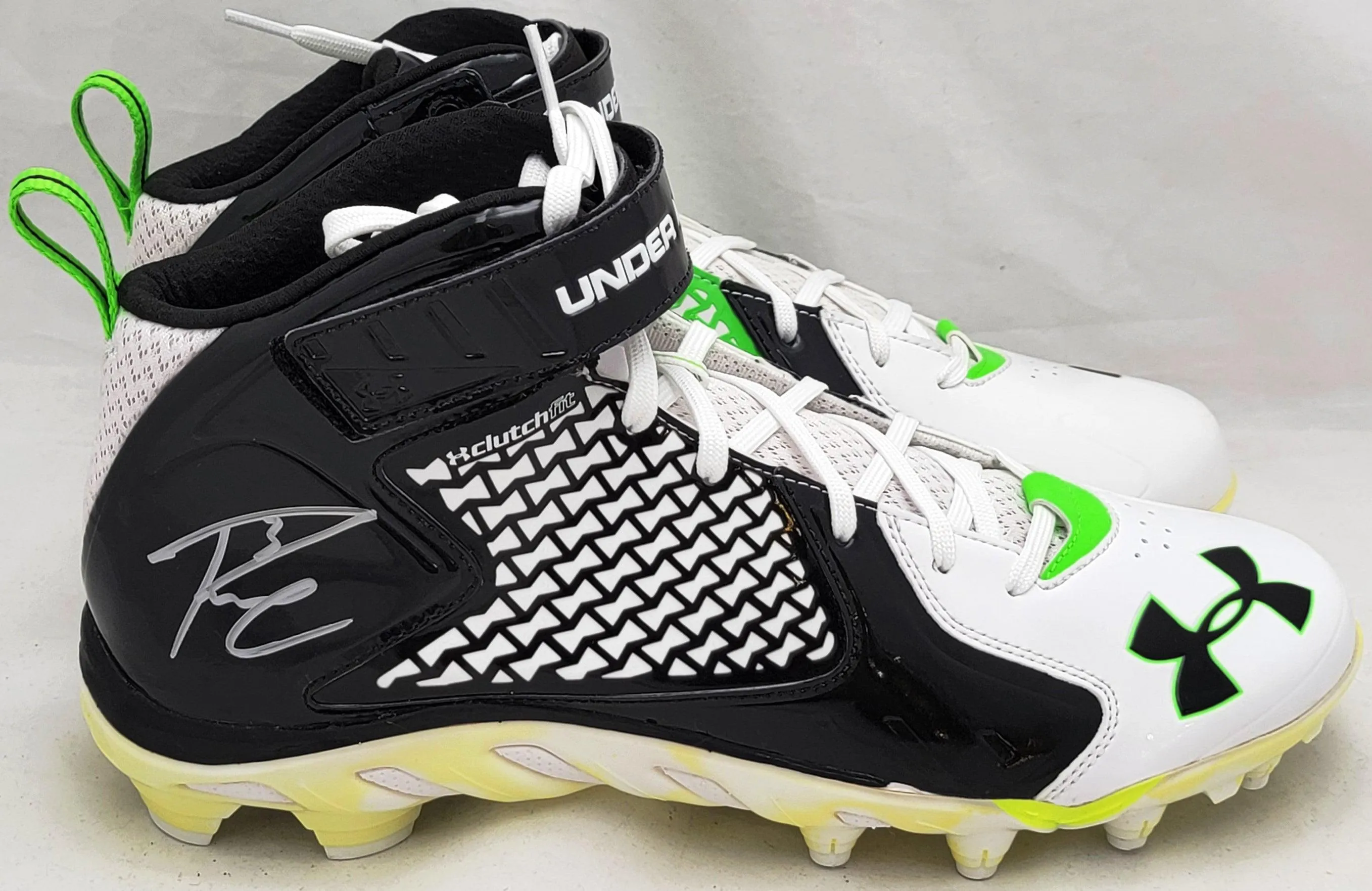 Russell Wilson Autographed White & Green Under Armor Spine Fierce Cleats Seattle Seahawks Size 12.5 RW Holo #42126